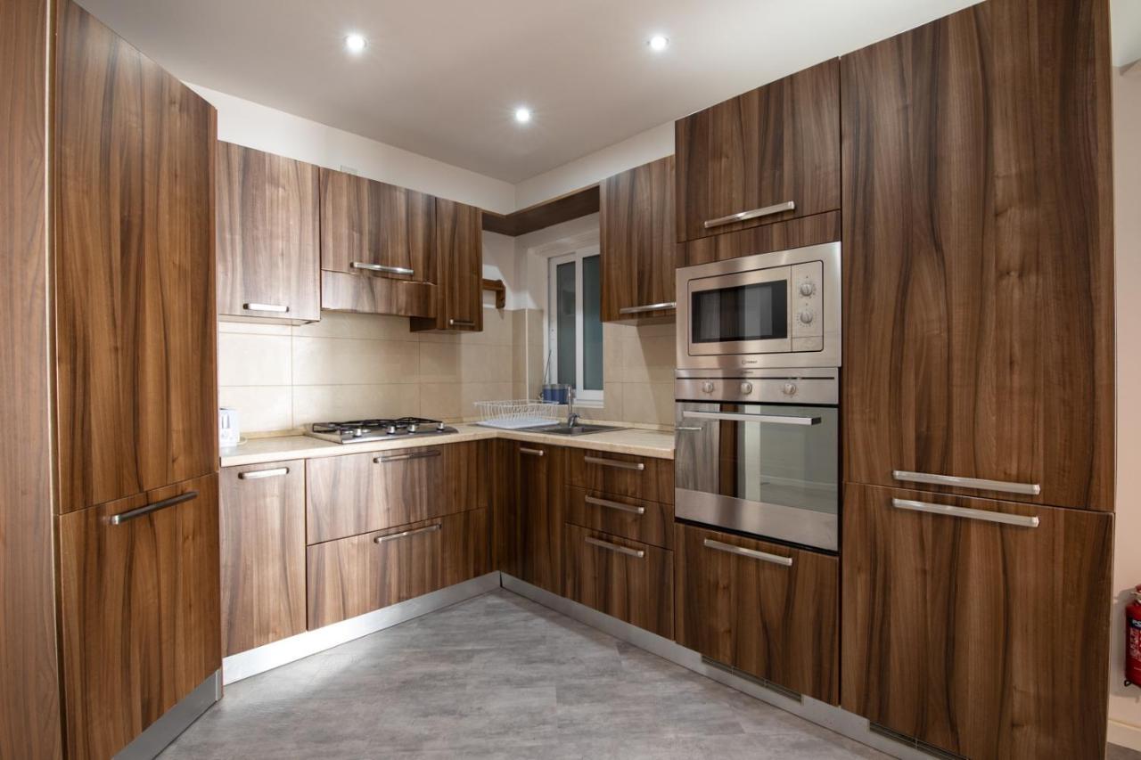 Modern 3 Bedroom & 3 Bathroom Apartment - Near Balluta Bay Saint Julian's エクステリア 写真