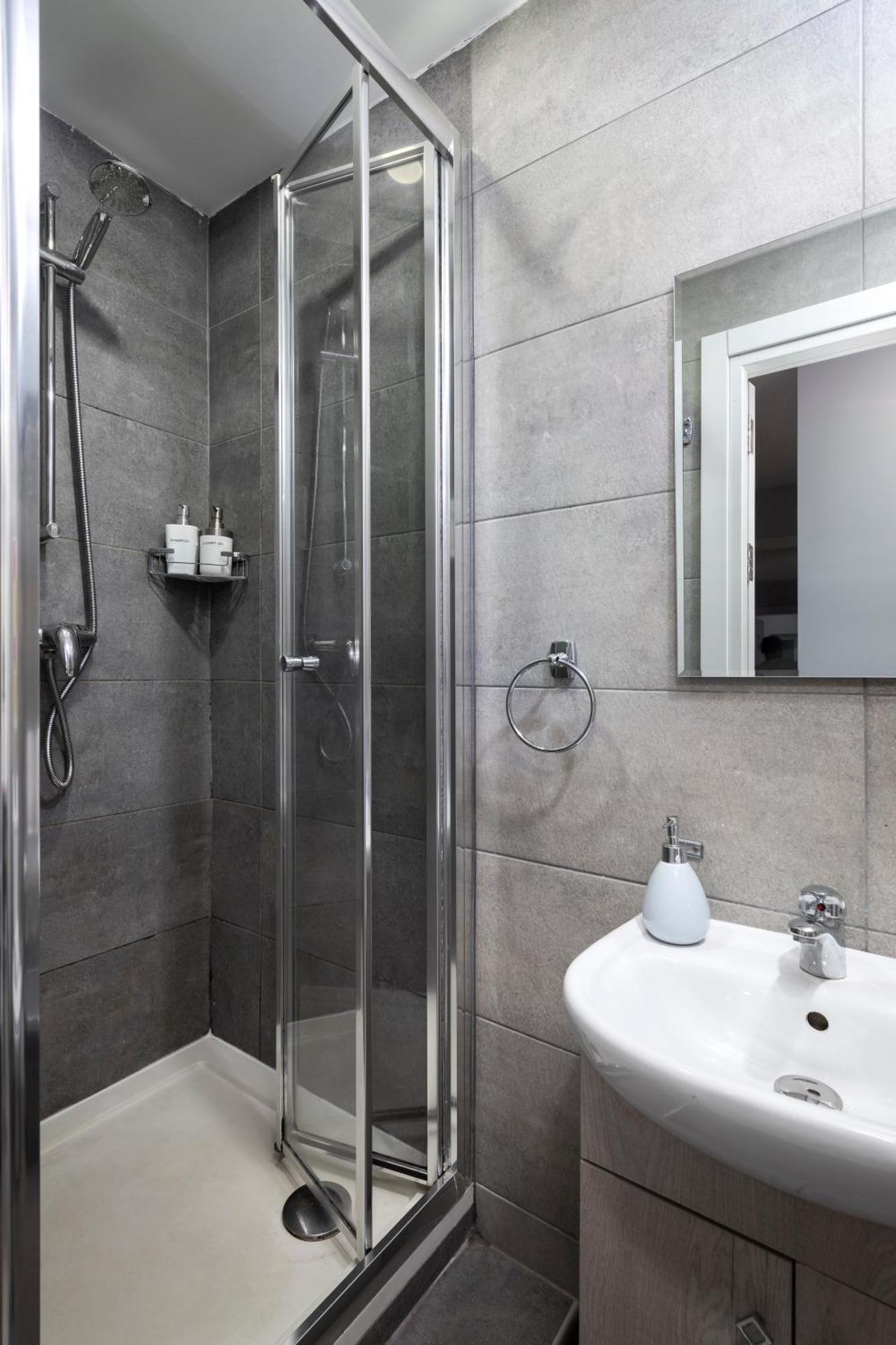 Modern 3 Bedroom & 3 Bathroom Apartment - Near Balluta Bay Saint Julian's エクステリア 写真